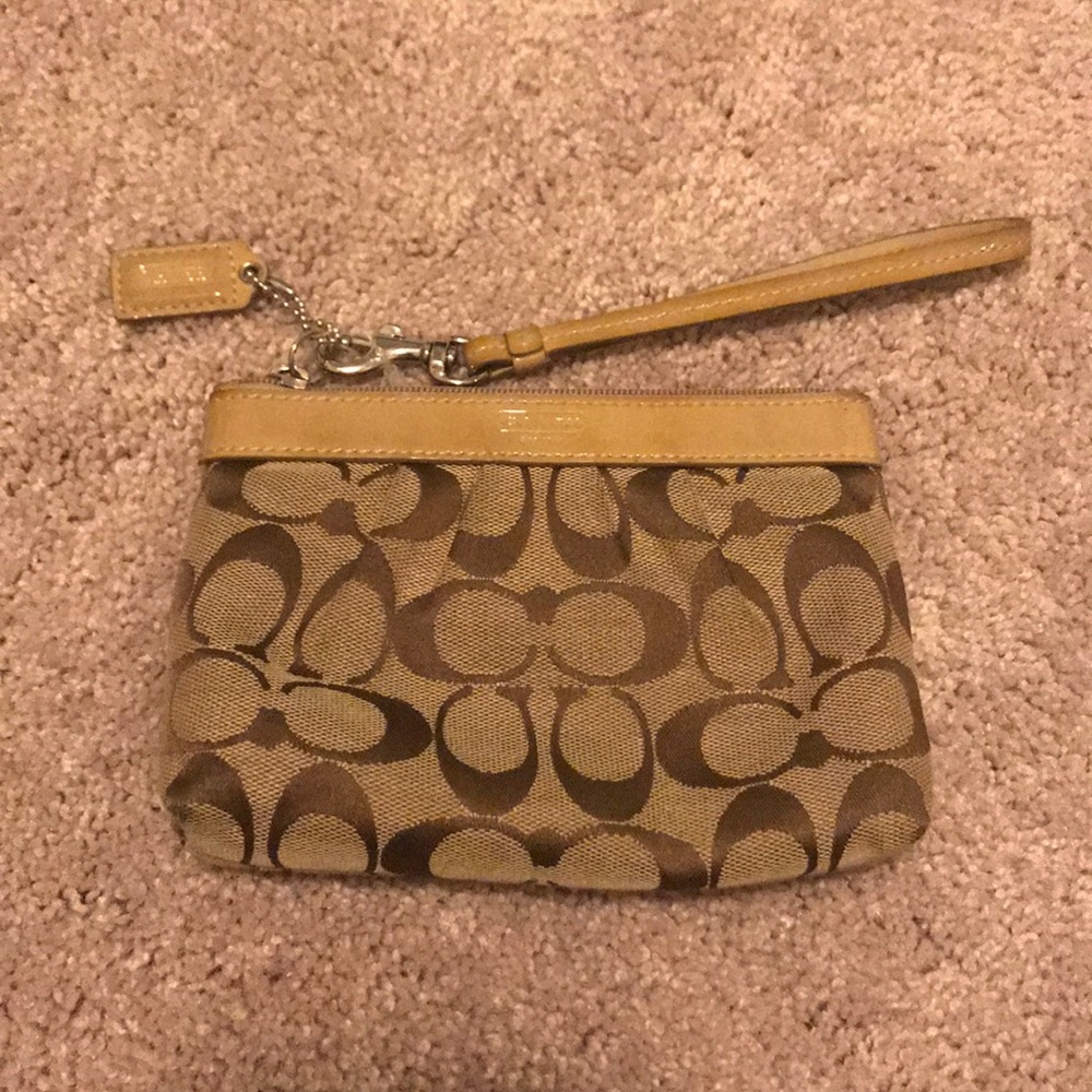 Coach small clutch